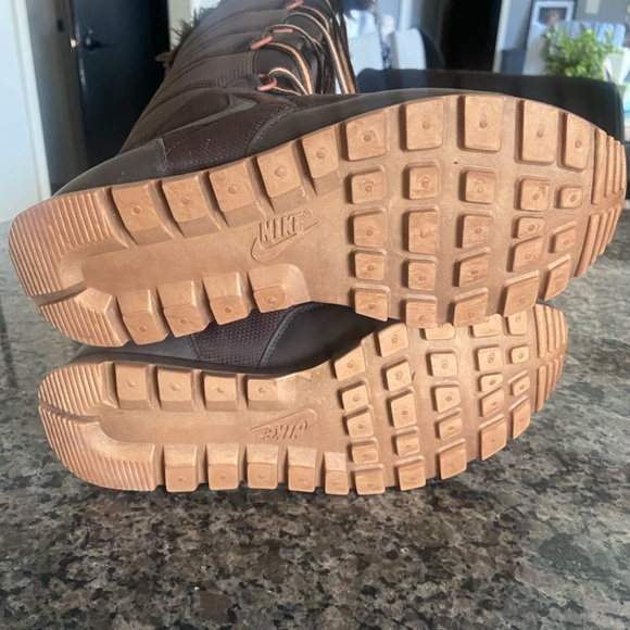 Nike Tall sneaker boots Brown and tan lace up size 9.5 - Picture 6 of 11